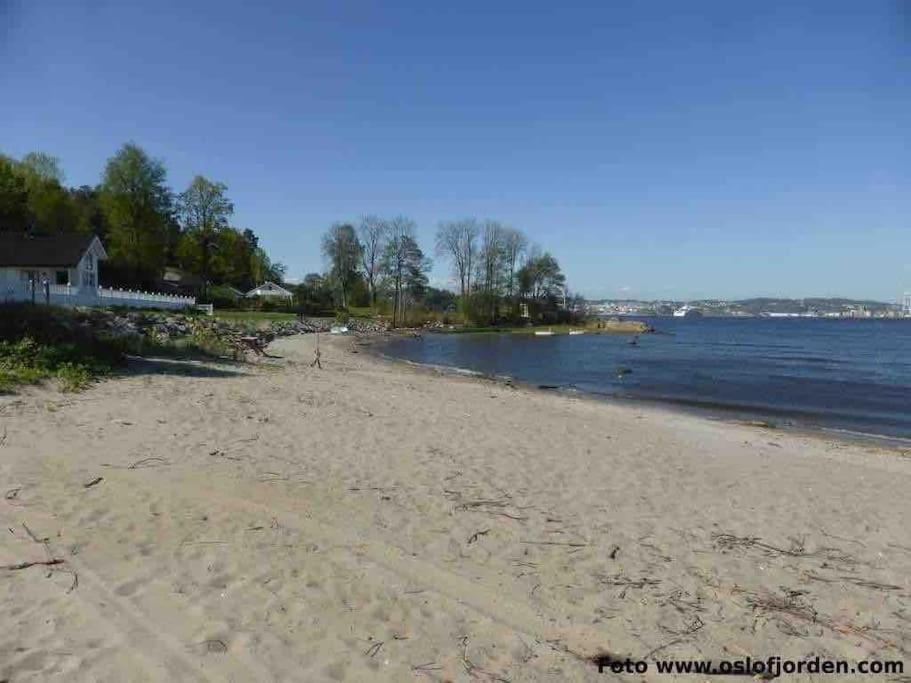 Flott Stort Hus I Stavern, Sjoutsikt Og Basseng Larvik Buitenkant foto